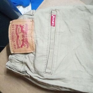 Levi’s Youth Size 12 Cargo Shorts